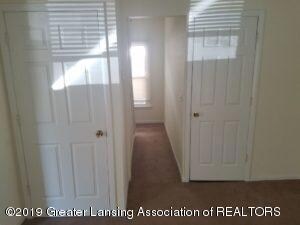 1225 Bensch Dining Room Hallway 2