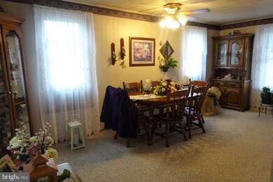 15846 Pennsylvania Ave, Greencastle, PA 17225 - photo 6