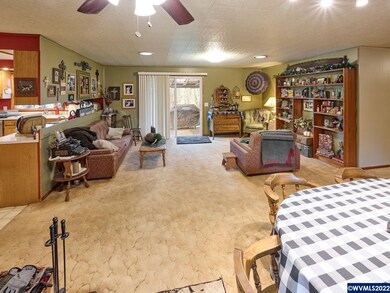 32037 S Wright Rd, Molalla, OR 97038 - photo 4