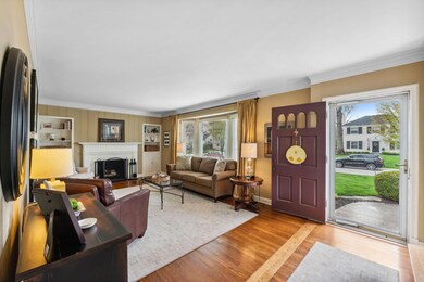 Entryway / Living Room