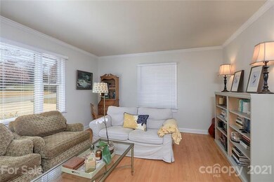 3301 Windsor Place, Statesville, NC 28625 - photo 7