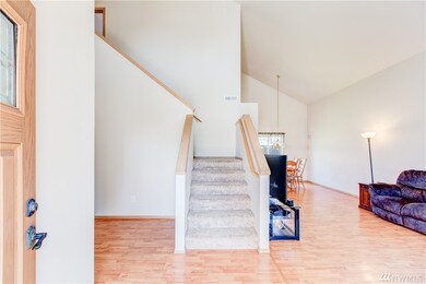 14921 Prairie Vista Loop SE, Yelm, WA 98597 - photo 3