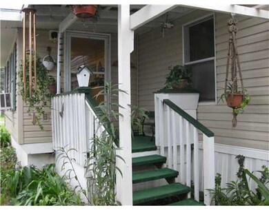 Photo. Side Entrance