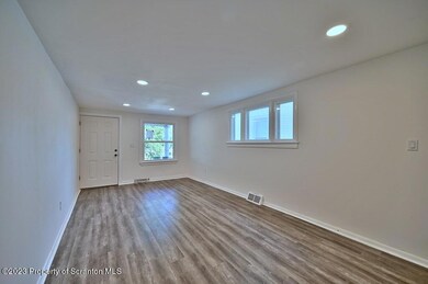 1716 Wayne Ave unit 1716 1/2, Scranton, PA 18508 - photo 2