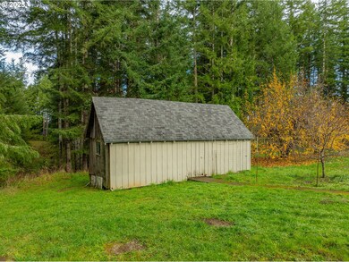 93521 Pleasant Valley Ln, Myrtle Point, OR 97458 - photo 7