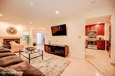 07-Living Room