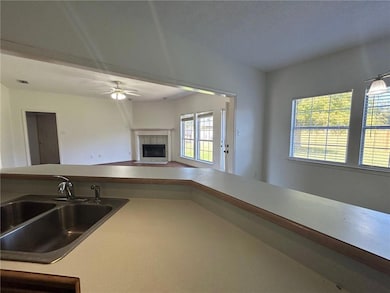 5463 Henning Dr W, Mobile, AL 36619 - photo 7