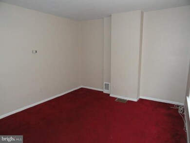 489 E Penn St, Philadelphia, PA 19144 - photo 2