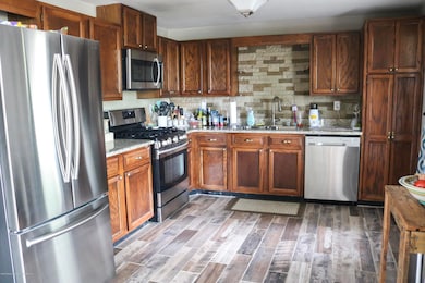Arrowhead Rd House -07