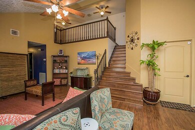 10050 Lasaber Ct, Houston, TX 77038 - photo 5