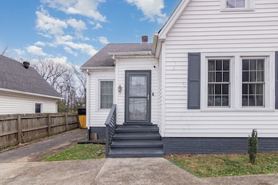 765 Greenwood Ave, Clarksville, TN 37040 - photo 3