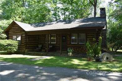 128 Tee Off Ln, Hendersonville, NC 28792 - photo 2