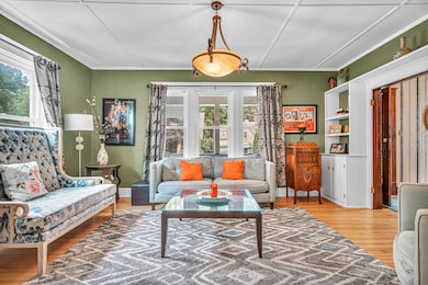 121 East St Elkhart Lake 29