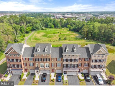 25065 Cambridge Hill Terrace, Chantilly, VA 20152 - photo 2