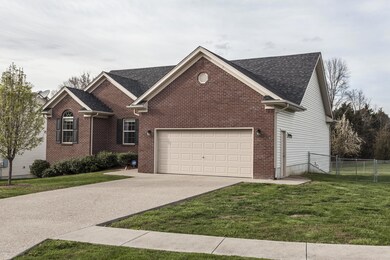 222 Crystal View Ct, Mount Washington, KY 40047 - photo 3