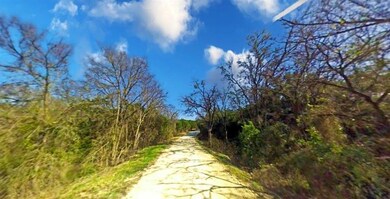 17137 Woodlawn Dr, Whitney, TX 76692 - photo 2