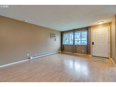 625 SE Locust St, Dundee, OR 97115 - photo 5