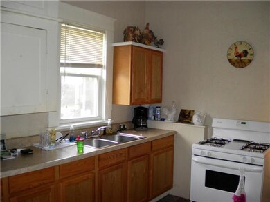 934 N Louisa Ave, Shawnee, OK 74801 - photo 2