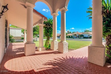 Large front porch/patio