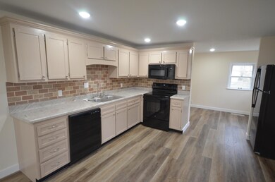 2849 S Ten Mile Dr, Jefferson City, MO 65109 - photo 7