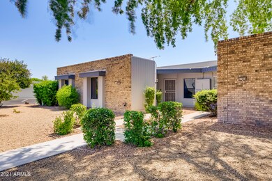 17446 N Boswell Blvd, Sun City, AZ 85373 - photo 2