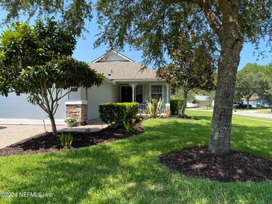 900 Hazeltine Ct front