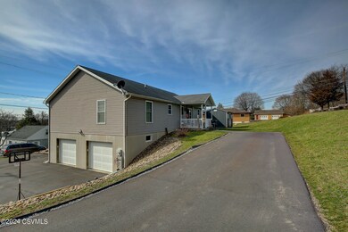 703 Pine St, Milton, PA 17847 - photo 3