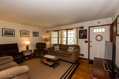 121 Oakwood Place, Forked River, NJ 08731 - photo 5