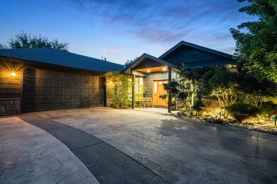 1880 Clowerlawn Dr - Grant pass, OR 9752