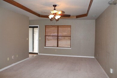 1403 Hunt St, Wichita Falls, TX 76302 - photo 3
