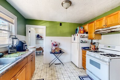 63 Raymond Ave, Somerville, MA 02144 - photo 2