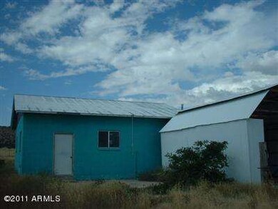 garage/workshop