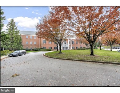 511 Brightwood Club Dr, Lutherville Timonium, MD 21093 - photo 2