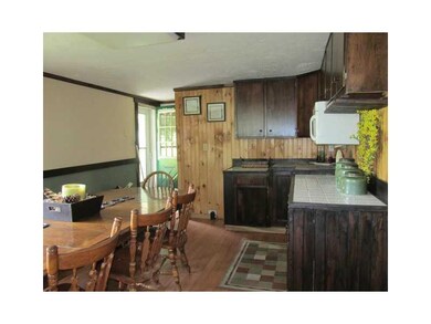 Entry/Foyer.