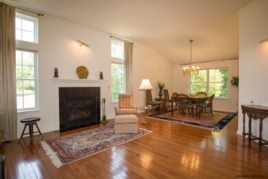 17 Camden Cir, Delmar, NY 12054 - photo 3