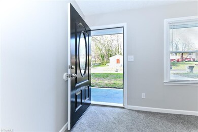 411 Roanoke St, Reidsville, NC 27320 - photo 6