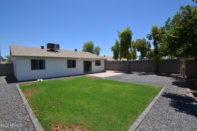 2206 W Silvergate Dr, Chandler, AZ 85224 - photo 2