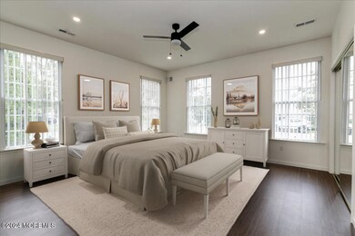 14 Battle staged guest room