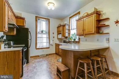 161 N 4th St, Newport, PA 17074 - photo 7