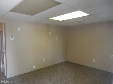 504 N Warwick Rd, Magnolia, NJ 08049 - photo 2