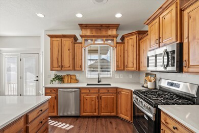 563 N 2700 W, Clearfield, UT 84015 - photo 3