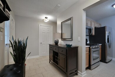 2507 Hyacinth Ln unit 57D, Columbus, OH 43235 - photo 3