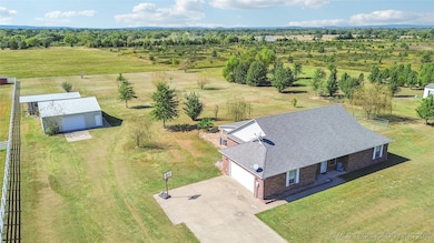 14881 N Skyline Dr, Okmulgee, OK 74447 - photo 3