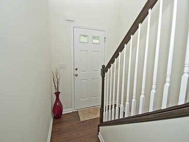 Entry/Foyer.