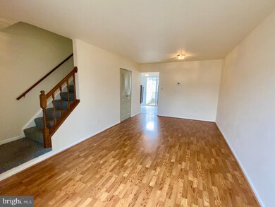 308 Lancaster Square, Sterling, VA 20164 - photo 4