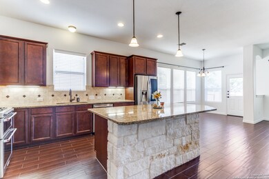 24704 Buck Creek, San Antonio, TX 78255 - photo 6