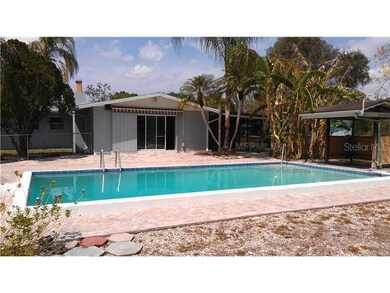 Swimming Pool/Hot Tub/Sauna