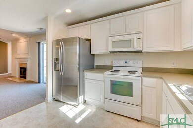 Appliances Stay!  Tons of Cabinets.