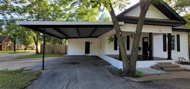 201 Madison St, Cleburne, TX 76033 - photo 5