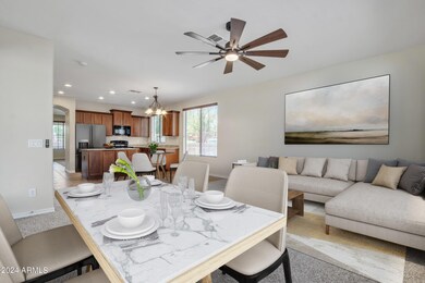 5_family room _ dining _ kitchen fl